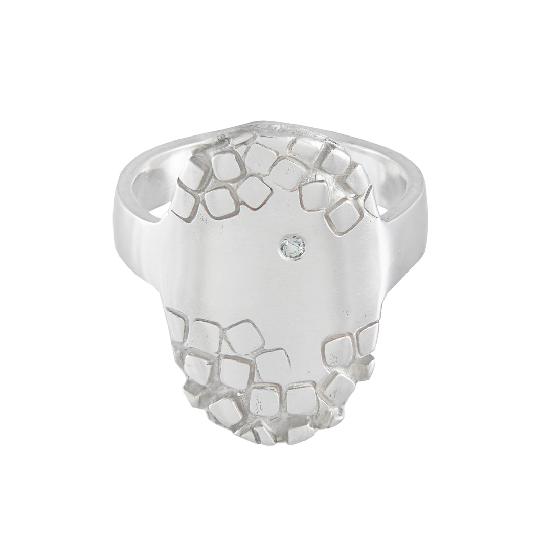 Large silver oval shield signet ring with green sapphire and square texture at the front | Imprint Collection | Margo Orlovik